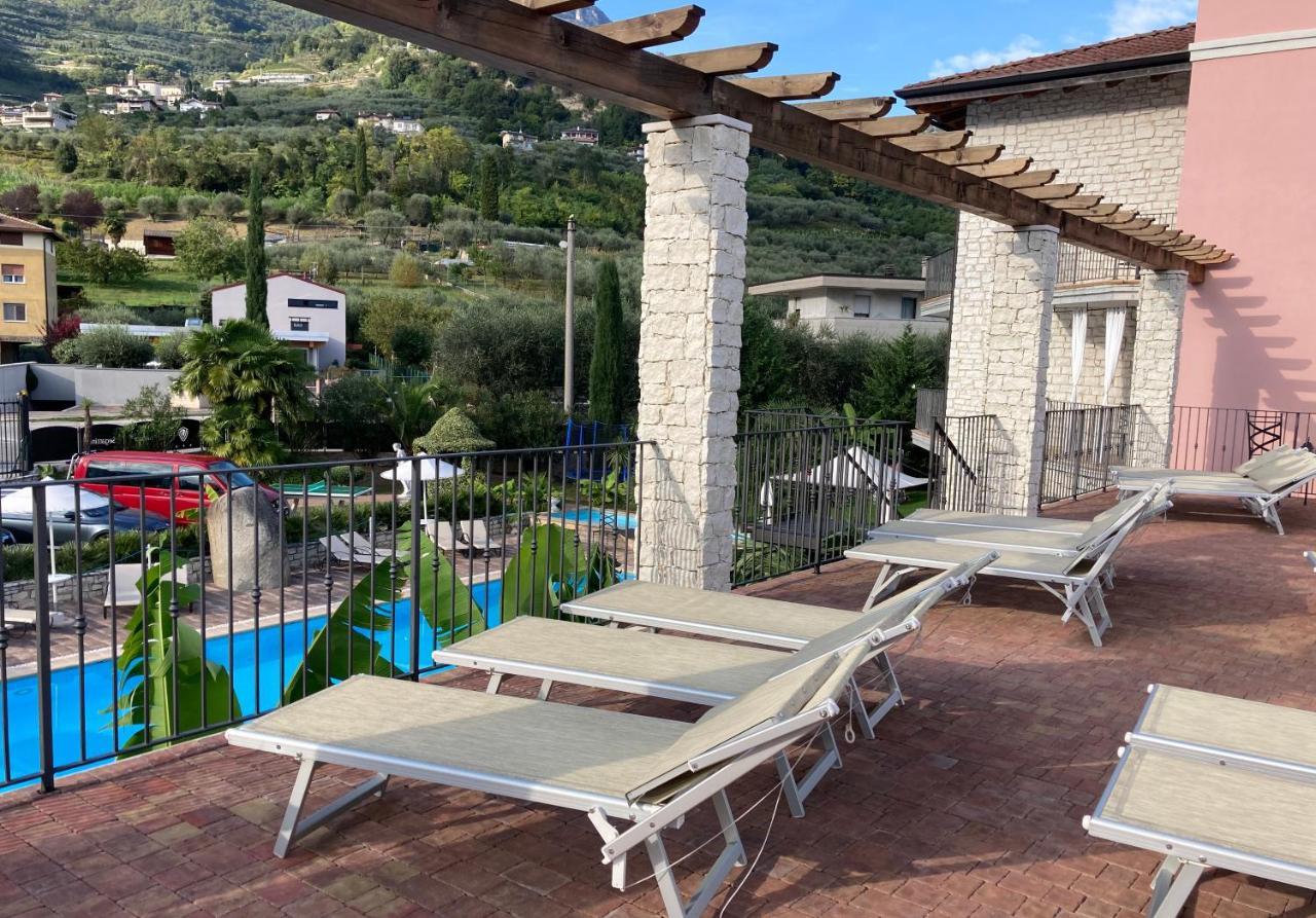 Residence Segattini Riva del Garda Buitenkant foto