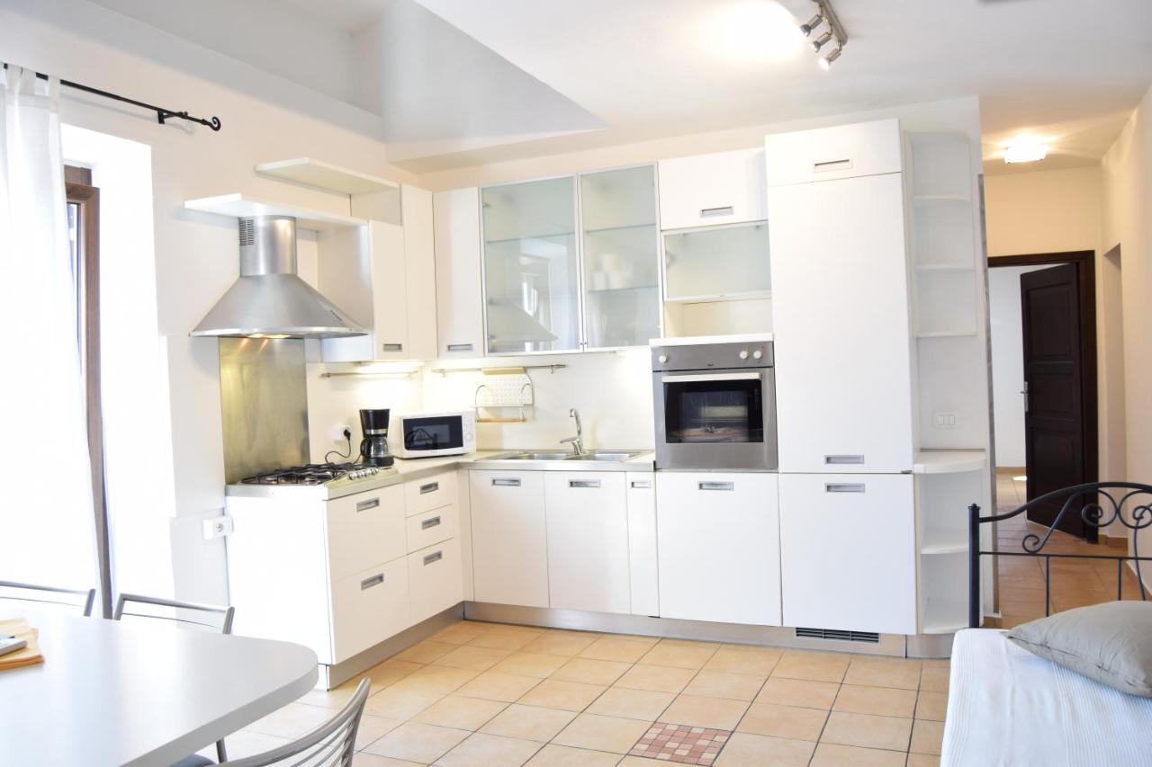Residence Segattini Riva del Garda Buitenkant foto